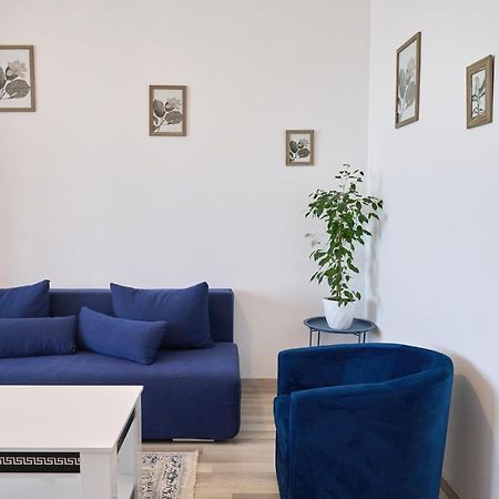 Alina Lake View Apartment Mamaia Luaran gambar