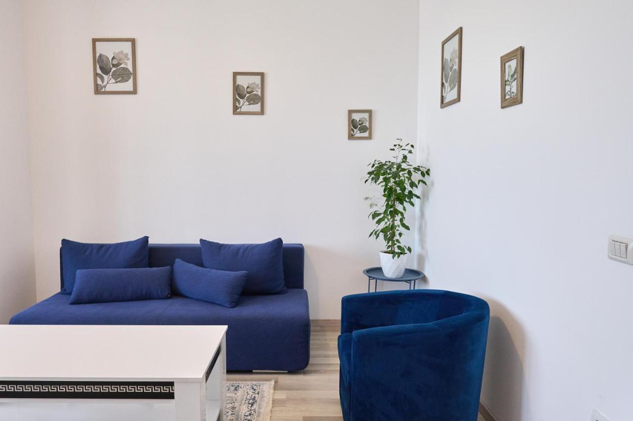 Alina Lake View Apartment Mamaia Luaran gambar
