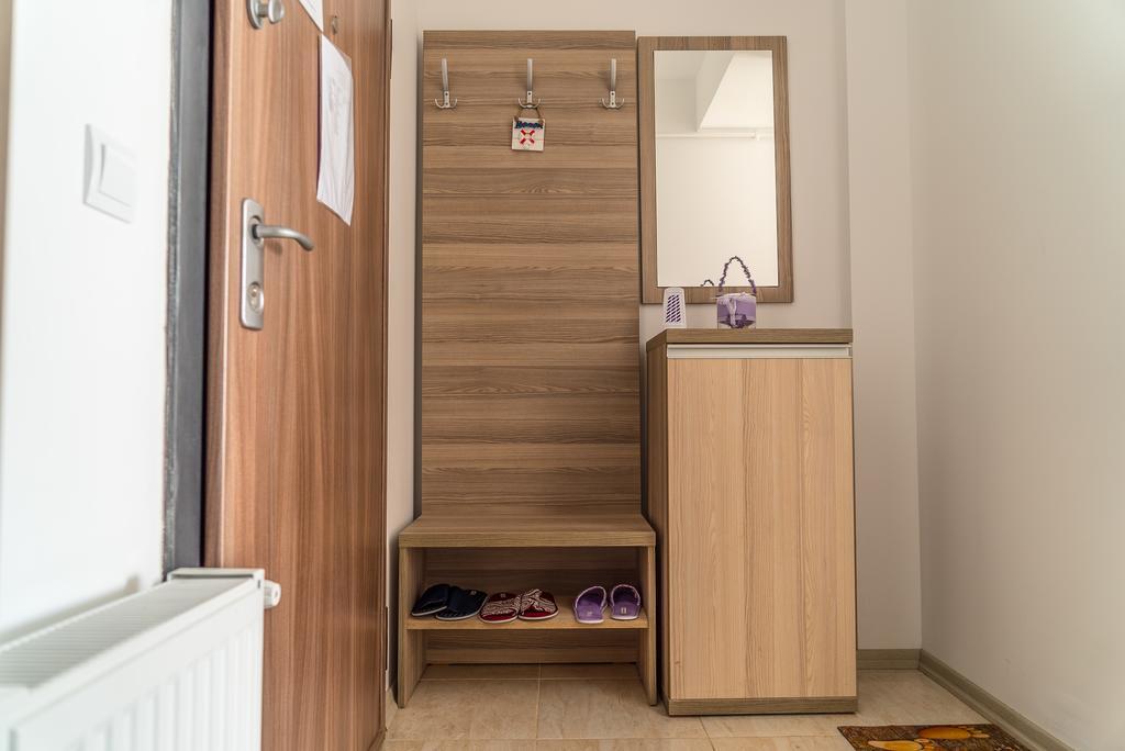 Alina Lake View Apartment Mamaia Luaran gambar